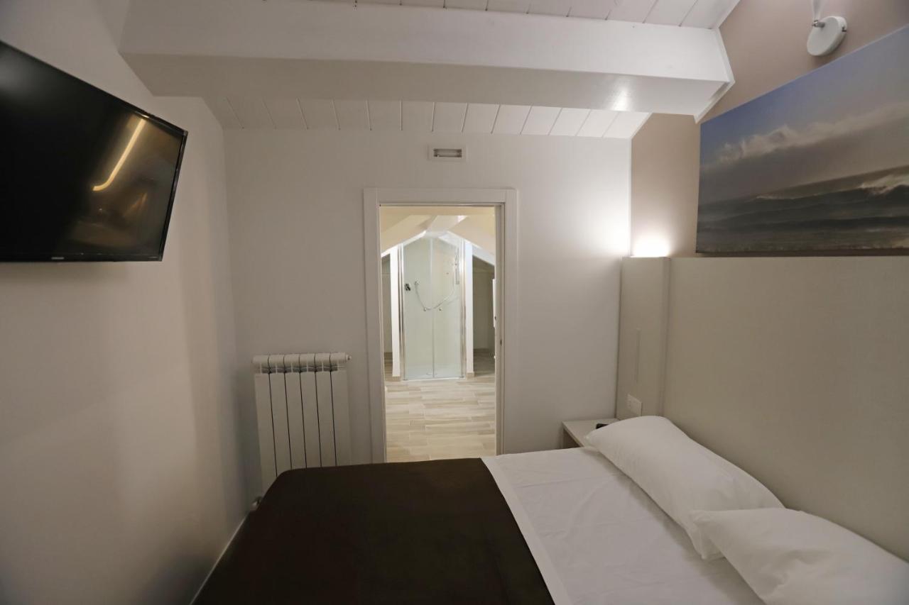 Orchidea Rooms & Suites Civitanova Marche Dış mekan fotoğraf